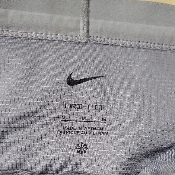Nike Dri Fit Gray Running Shorts Women's - Picture 10 of 16